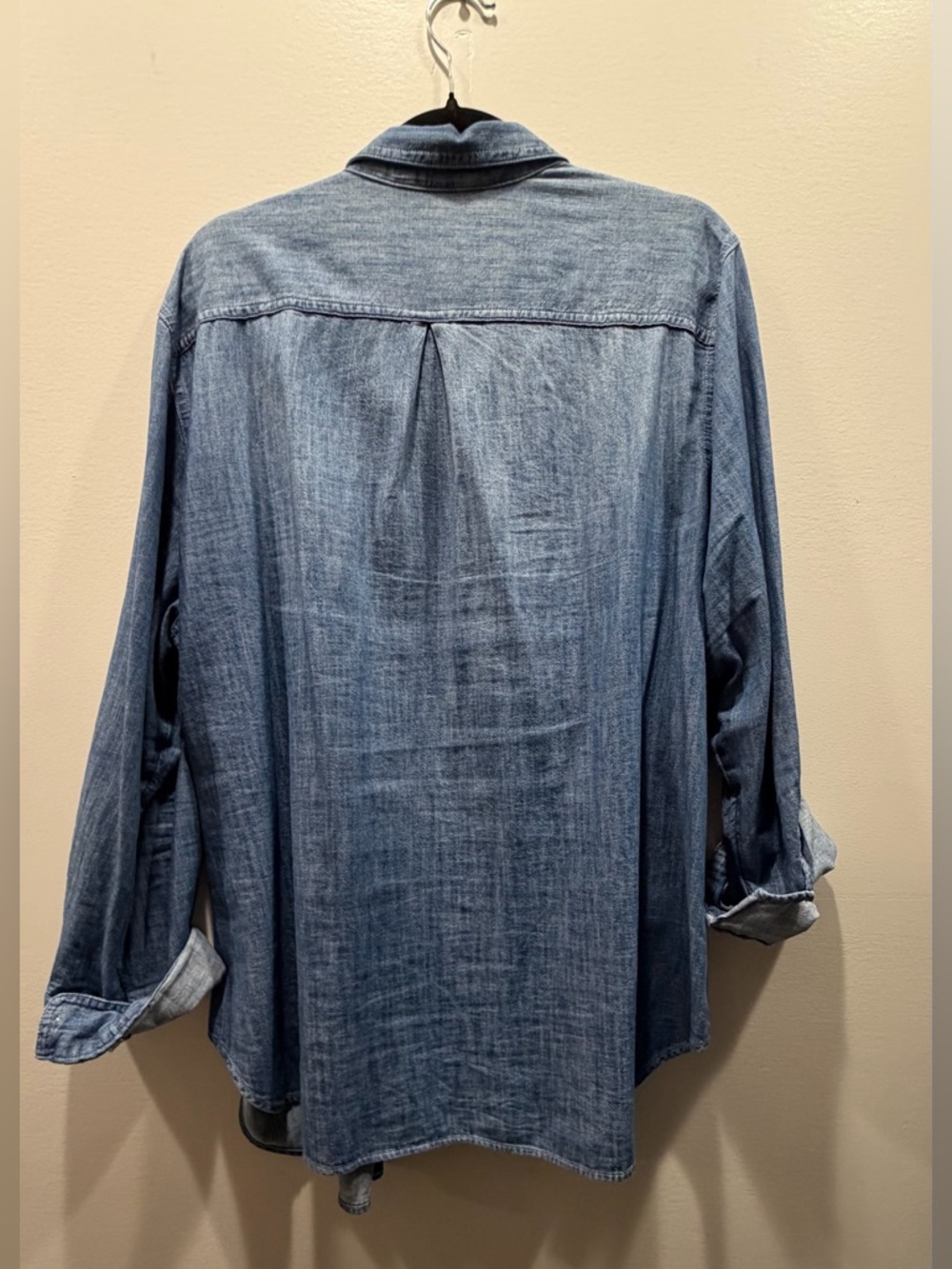 Old Navy Light Blue Denim Classic Shirt - Picture 2 of 3